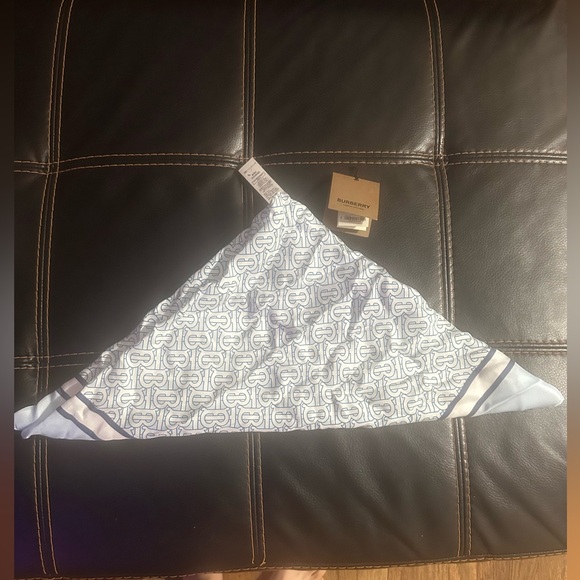 Burberry Print Silk Scarf - Picture 3 of 4